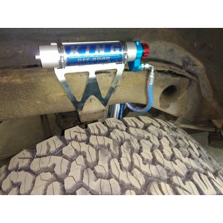 King 2.5 REMOTE RES. SHOCK W/ ADJUSTER (INTL) (Rear) fr TOYOTA LAND CRUISER 200 (Bj. 08+)